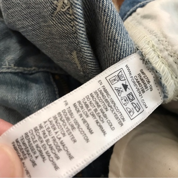 👖 2.1 Distressed Denim Jeans - Picture 8 of 16